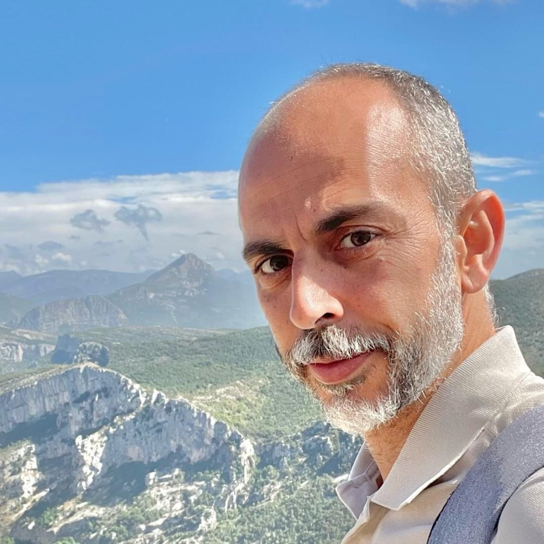 Prof. Sérgio F. Sousa
